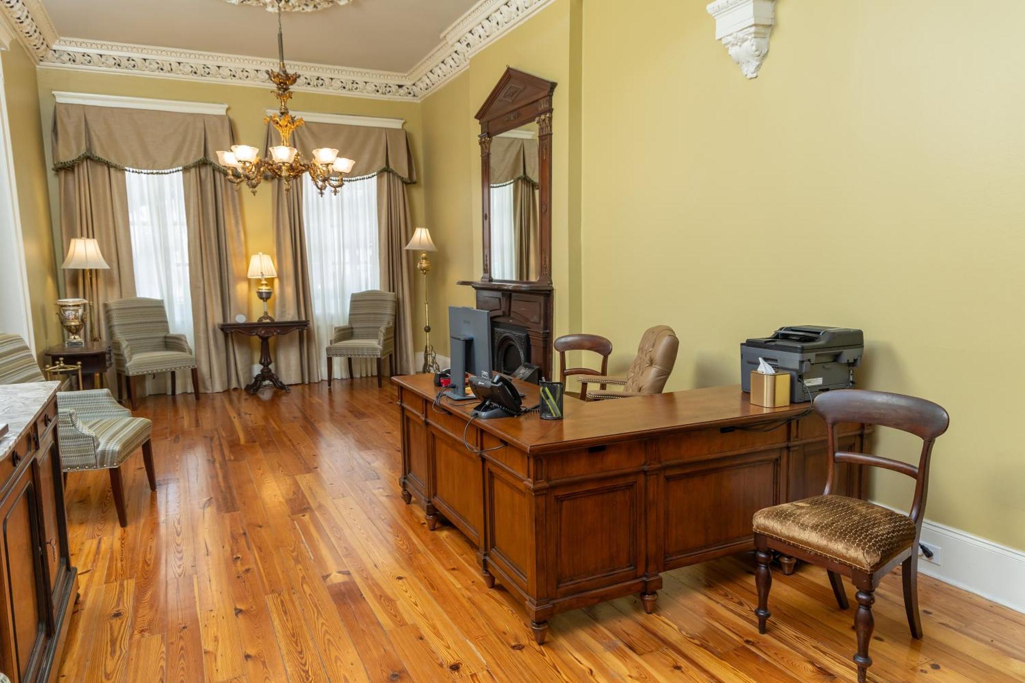 Lamothe House Hotel A French Quarter Guest Houses Property นิวออร์ลีนส์ ภายนอก รูปภาพ