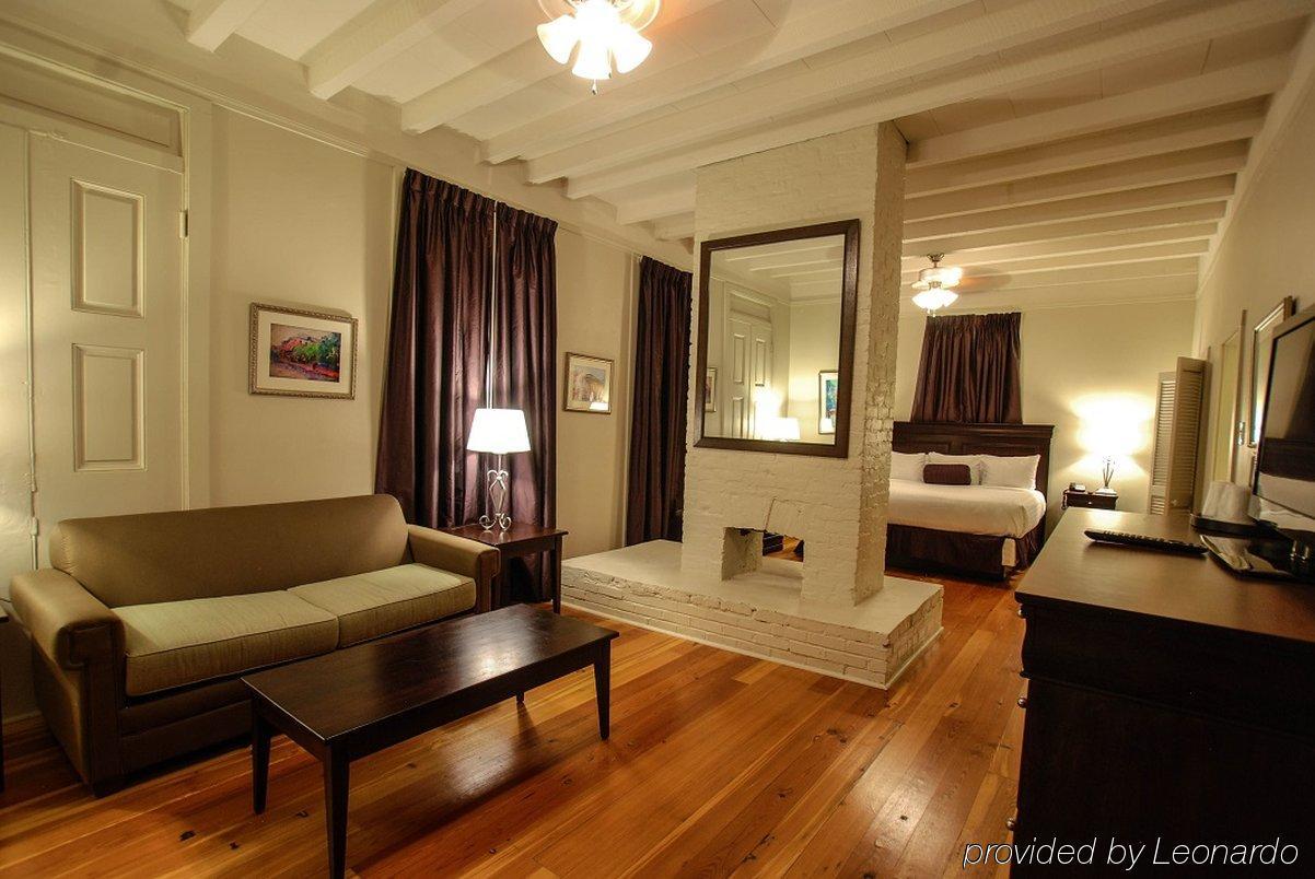 Lamothe House Hotel A French Quarter Guest Houses Property นิวออร์ลีนส์ ภายนอก รูปภาพ