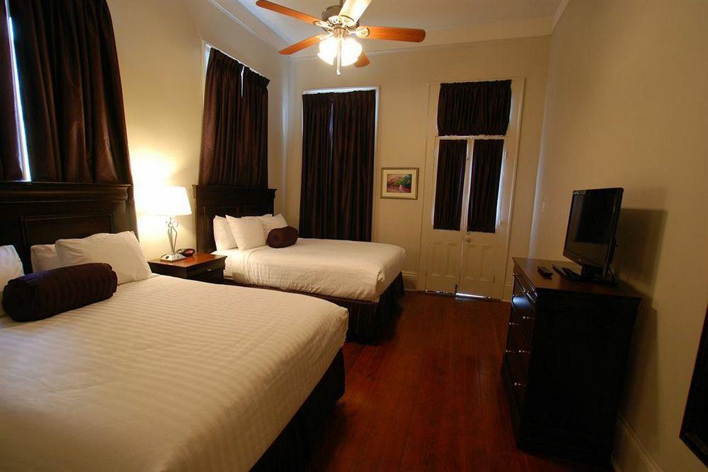 Lamothe House Hotel A French Quarter Guest Houses Property นิวออร์ลีนส์ ภายนอก รูปภาพ