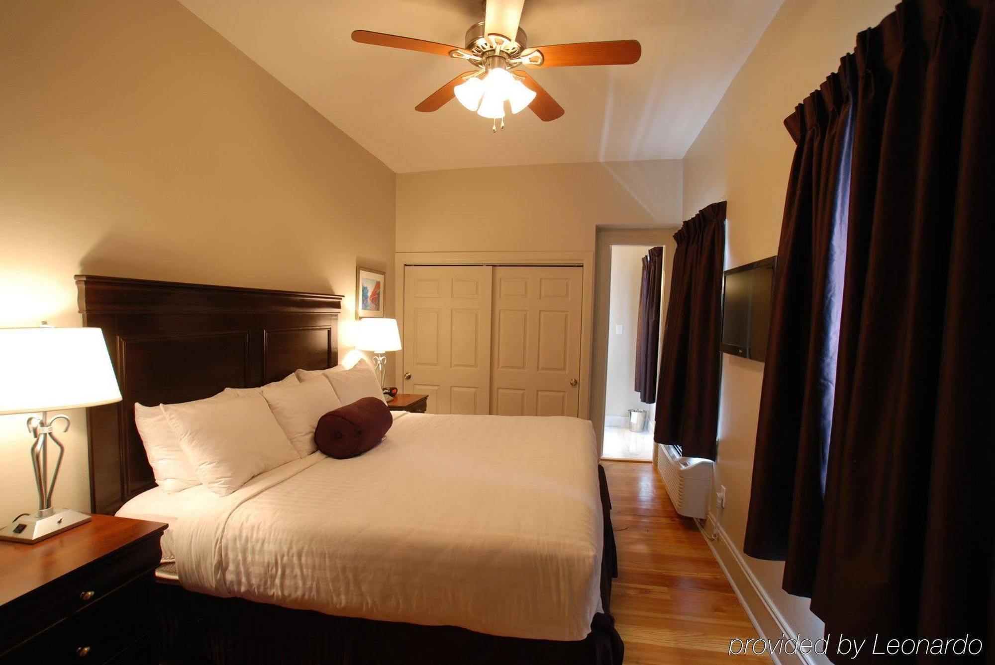 Lamothe House Hotel A French Quarter Guest Houses Property นิวออร์ลีนส์ ภายนอก รูปภาพ